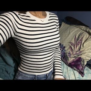 Mini crop top sweater
